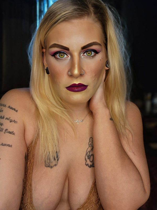 Stevee Marie